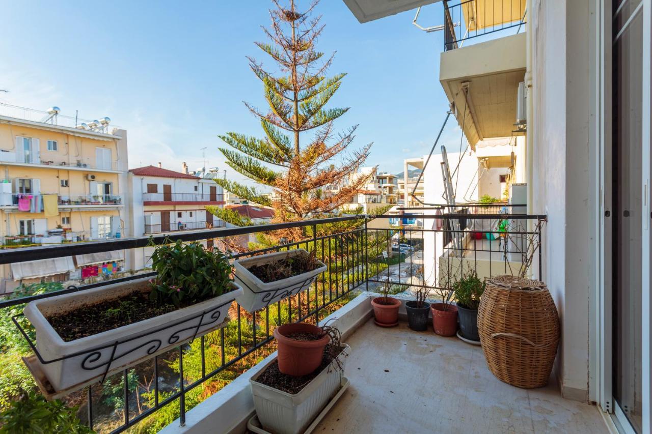 Bright Comfy Flat Near The Beach & The City Center Kalamata Zewnętrze zdjęcie